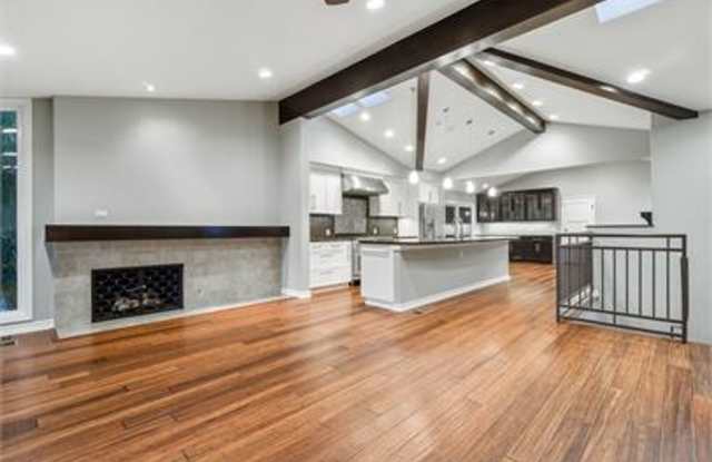 Large 5 bed Masterpiece Home with Back Bay Views photos photos
