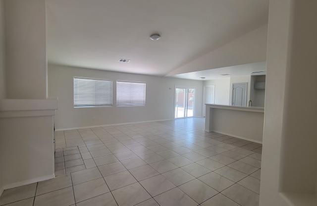 8306 Bridge Creek Ave., Bakersfield, CA 93313 Gallery 3