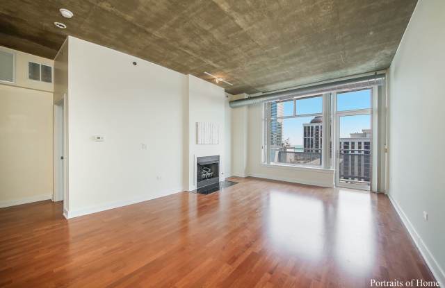 1305 South MICHIGAN Avenue Gallery 3