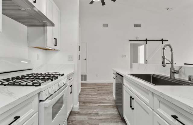 UPGRADED ONE BEDROOM OASIS IN GATED COMMUNITY - 10590 Lakeside Drive North, Garden Grove, CA 92840