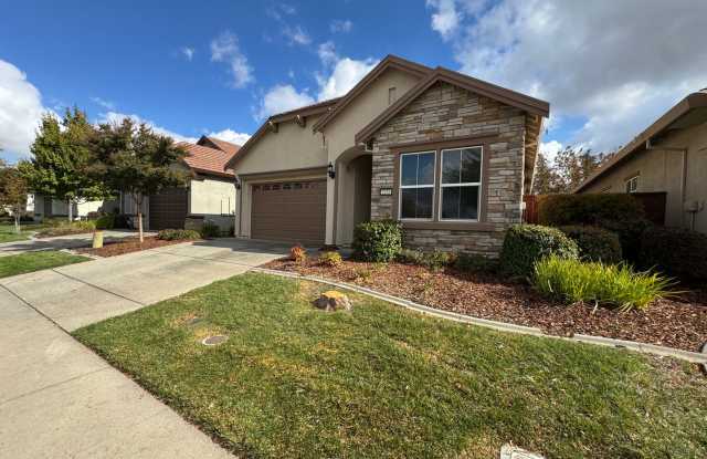 55+ Adult Del Webb Community in West Roseville Gallery 1