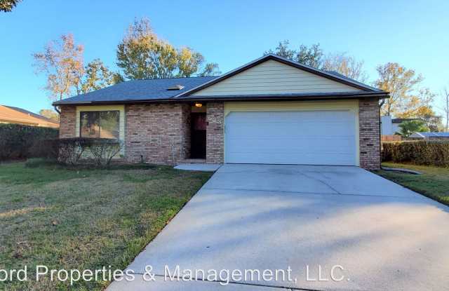 523 Samuel Huntington Street - 523 Samuel Huntington Street, Lakeside, FL 32073