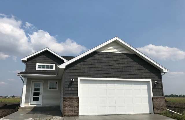 4 Bed 3 Bath Single Family Home photos photos