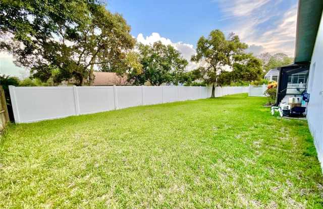 1349 HILLSIDE DRIVE Gallery 4