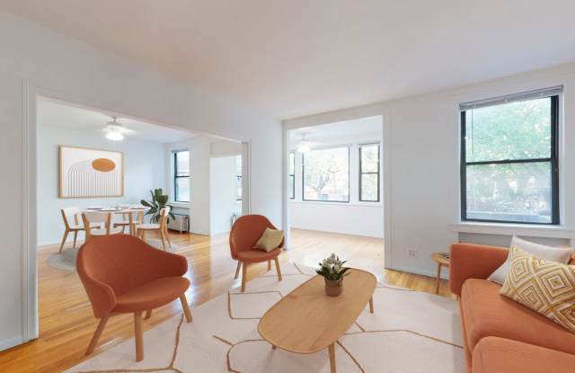 5508 S. Cornell Avenue Gallery 2