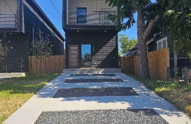 325 Porter st - 325 Porter Street, San Antonio, TX 78210