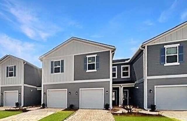 269 BRANDON LAKES Drive photos photos