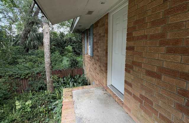 821 1/2 Cherry Street photos photos