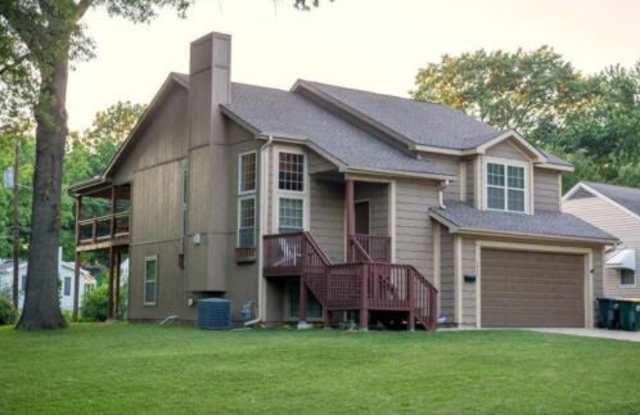 7426 Walmer Street photos photos