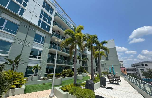 Luxurious 2/2 Modern Condo in Prestigious Channelside with Resort-Style Amenities photos photos Luxurious 2/2 Modern Condo in Prestigious Channelside with Resort-Style Amenities photos photos