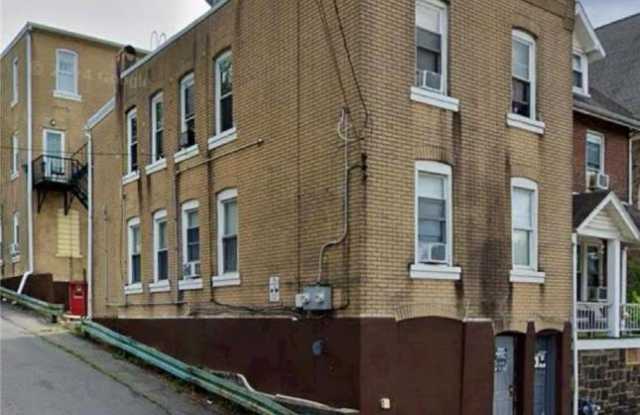 625 E 4th Street photos photos