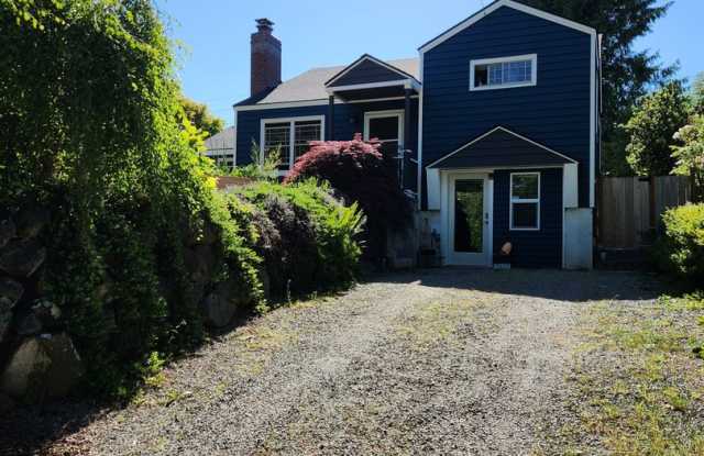 Unique 4BR House in West Seattle photos photos