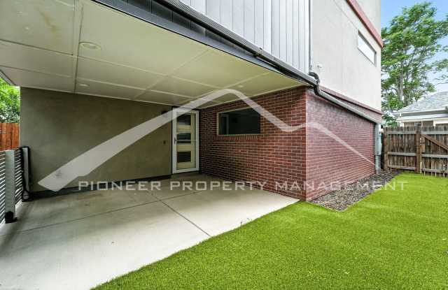 Beautiful Townhome With Rooftop, 2 Car Garage, And Central AC! photos photos