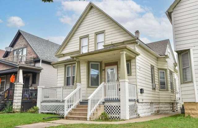 2166 S 6th St photos photos