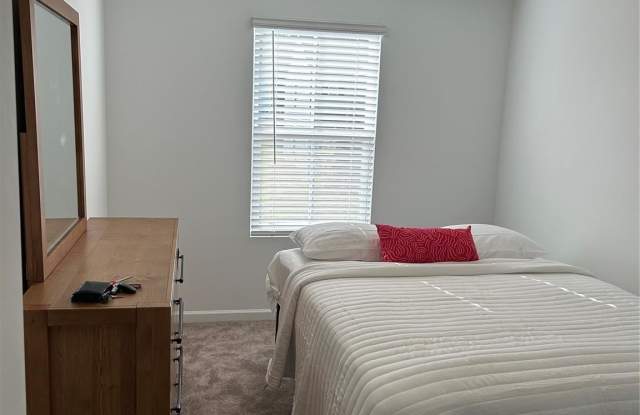 11028 wickenden Way photos photos