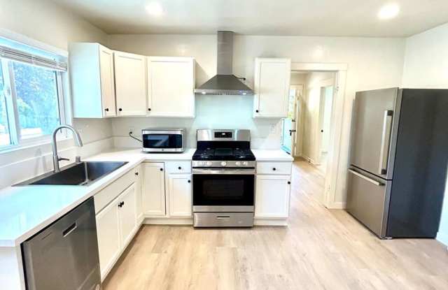 Now Leasing for the 2024 - 2025 School Year: Near Downtown San Luis Obispo and Cal Poly - 387 Lemon Street, San Luis Obispo, CA 93405