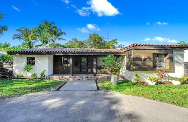 125 NE 107th St - 125 Northeast 107th Street, Miami Shores, FL 33161
