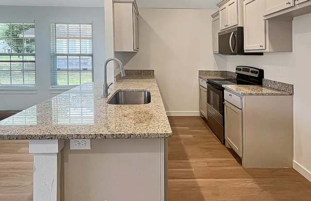 Charming & Brand-New 3-Bed Home in Lawton! Gallery 3