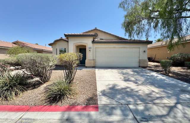 STUNNING 3 BEDROOM, 2 BATHROOM SINGLE-STORY HOME WITH A 2-CAR GARAGE LOCATED IN A GATED COMMUNITY! photos photos