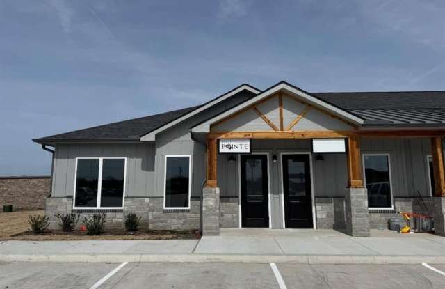 2200 Traders photos photos 2200 Traders photos photos