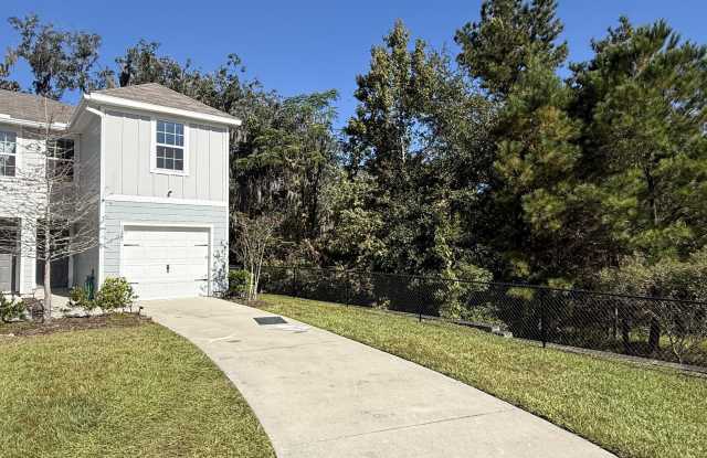 5885 CREEKSIDE CROSSING Drive photos photos