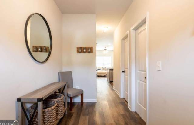 3006 Bayrose Circle Gallery 2