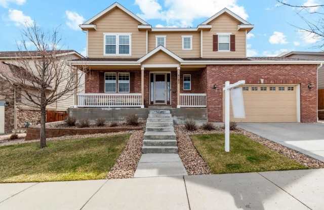 5 Bedroom Single Family Home in Wheatlands Neighborhood in Aurora photos photos