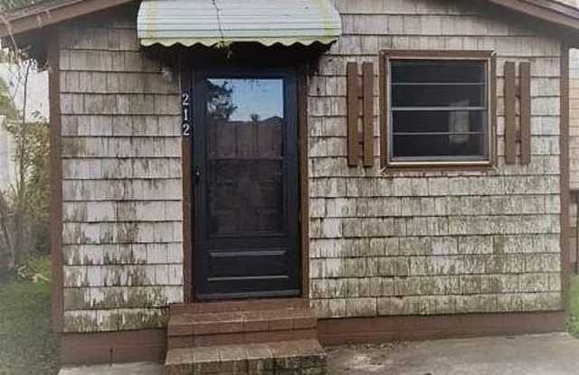 212 13TH Avenue N photos photos