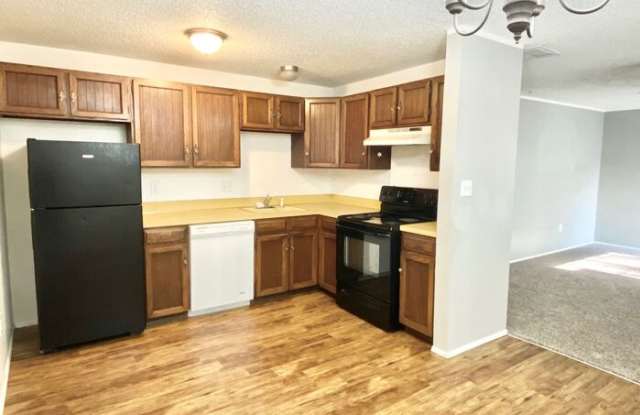 564 Jocelyn Drive photos photos