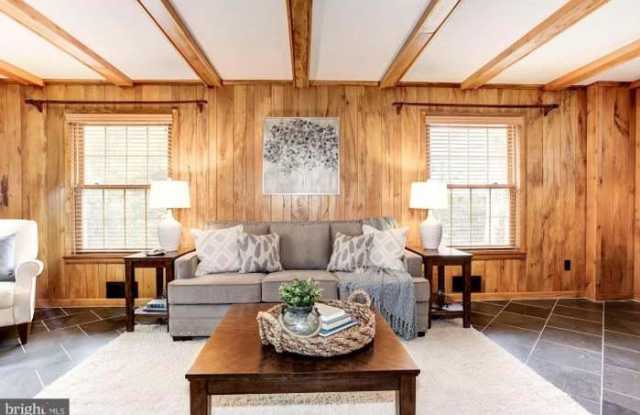 7110 Ayers Meadow Ln Gallery 3