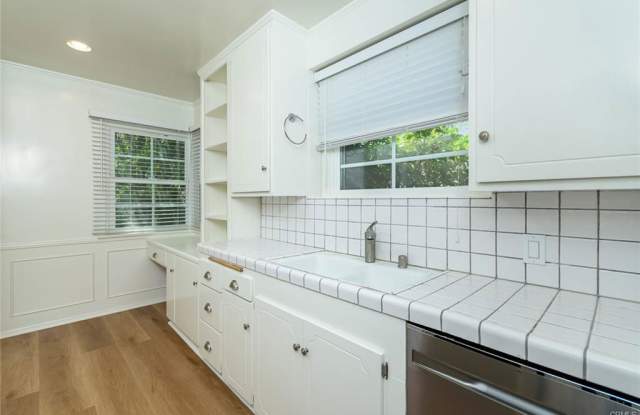 3461 Angelus Avenue photos photos