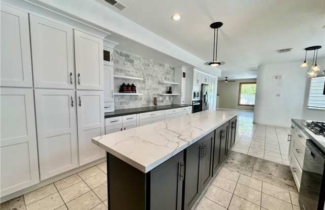 8645 Robinson Ridge Drive photos photos