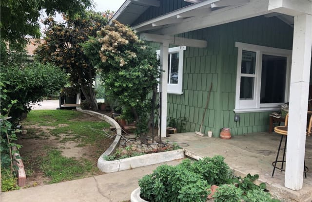 926 4th Street - 926 4th St, San Fernando, CA 91340