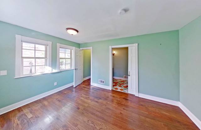 2113 Briar Ridge Way SouthwestBEDROOM 2A - Master - 734903 - 2113 Briar Ridge Way Southwest, Atlanta, GA 30331