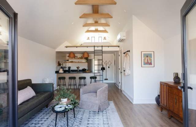 4301 Waterview Circle photos photos