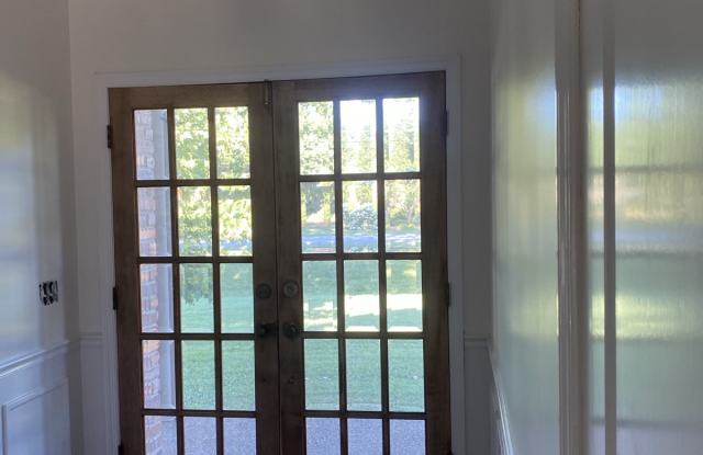 6328 Laurelwood Dr Gallery 3