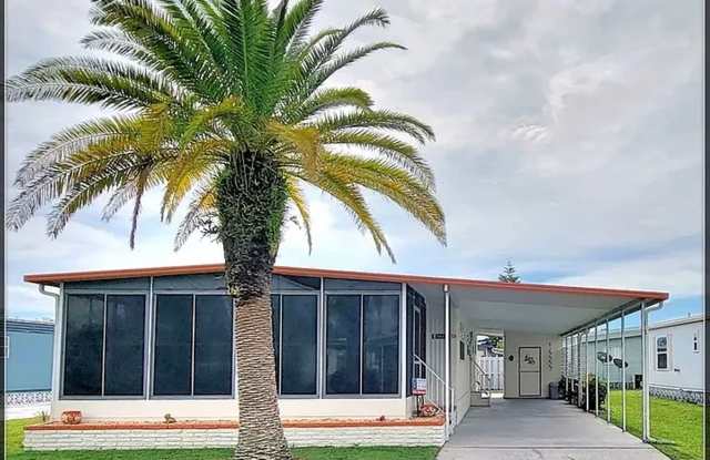 Fabulous 2 Bedroom, 2 Bath on the Gulf beaches of Florida! $2000 Furnished, $1900 Unfurnished photos photos