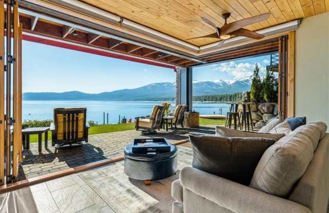 Lakefront Winter Season Rental Gallery 2
