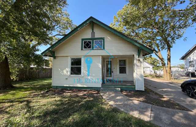 $999 | 2BR Bungalow w/ Detached Garage & Big Backyard | Pets OK | Newton Gallery 1