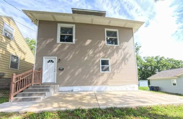 Updated 5 bedroom 2 bathroom home photos photos