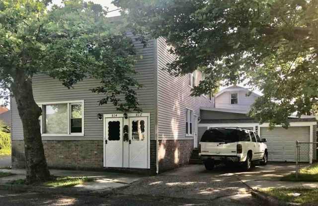 814 Buerger Street photos photos