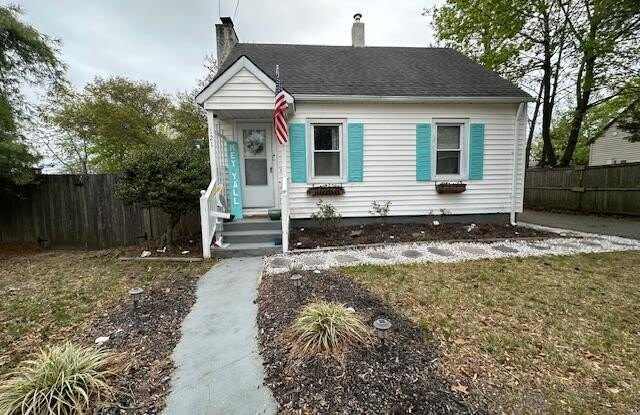 121 Pennant Avenue photos photos