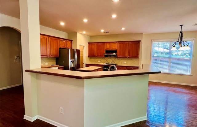 4038 Kingsley Park Lane Gallery 3