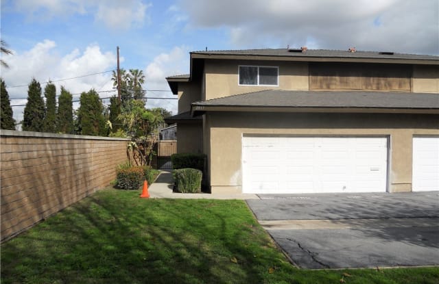 2817 W Edinger Avenue - 2817 W Edinger Ave, Santa Ana, CA 92704