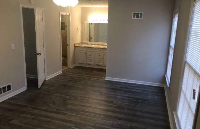4729 Jakes Trail Gallery 2