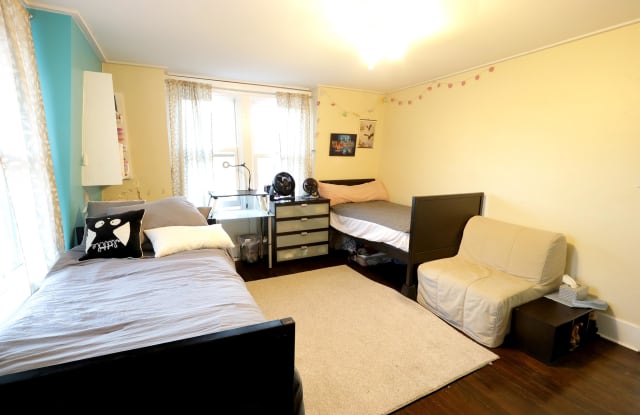 244 East Nittany Ave - Single Bed Gallery 2