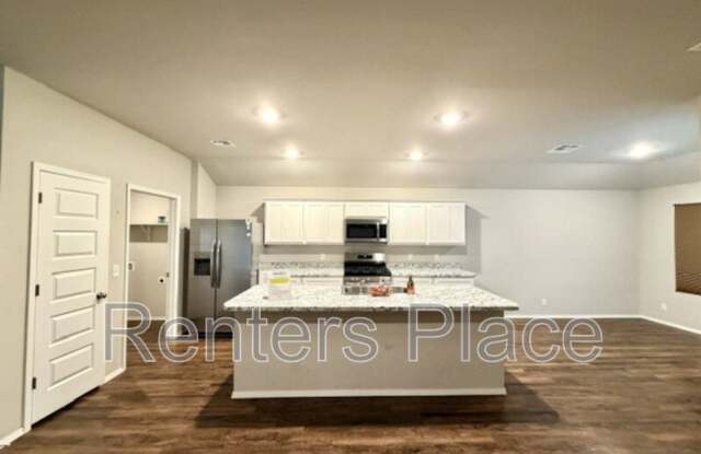 2107 South Amarillo Drive Gallery 4
