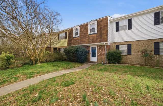 102 Tyburn Court photos photos