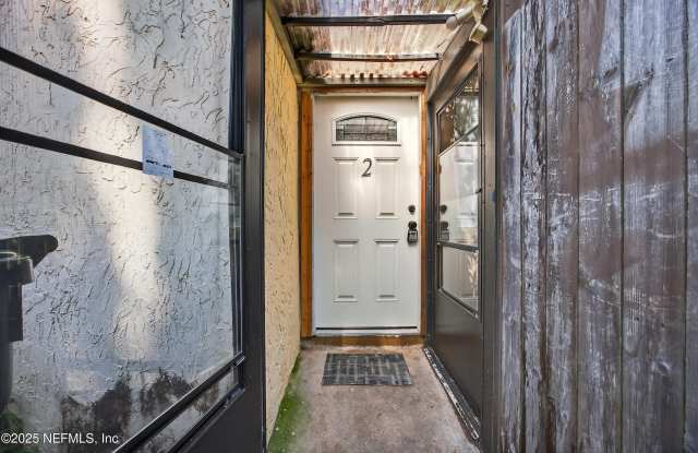 10711 WHISPERING WOODS Place Gallery 4