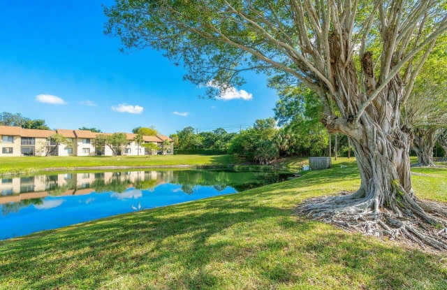 6736 Palmetto Circle S photos photos